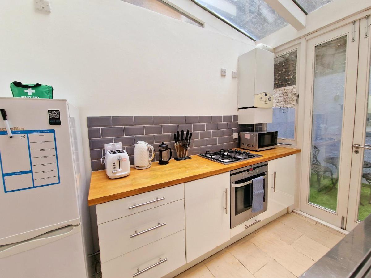 Beautiful Hyde Park Flat By Lancaster Gate Station With Private Back Patio Apartment London Exterior photo