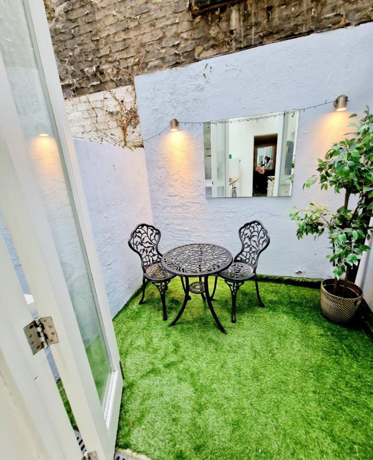 Beautiful Hyde Park Flat By Lancaster Gate Station With Private Back Patio Apartment London Exterior photo